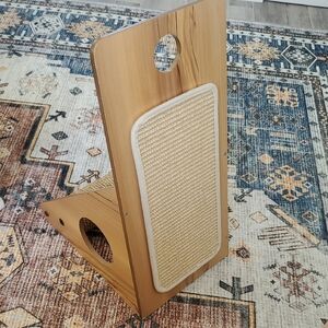 Wooden Cat Scratching Post with Beige Pad